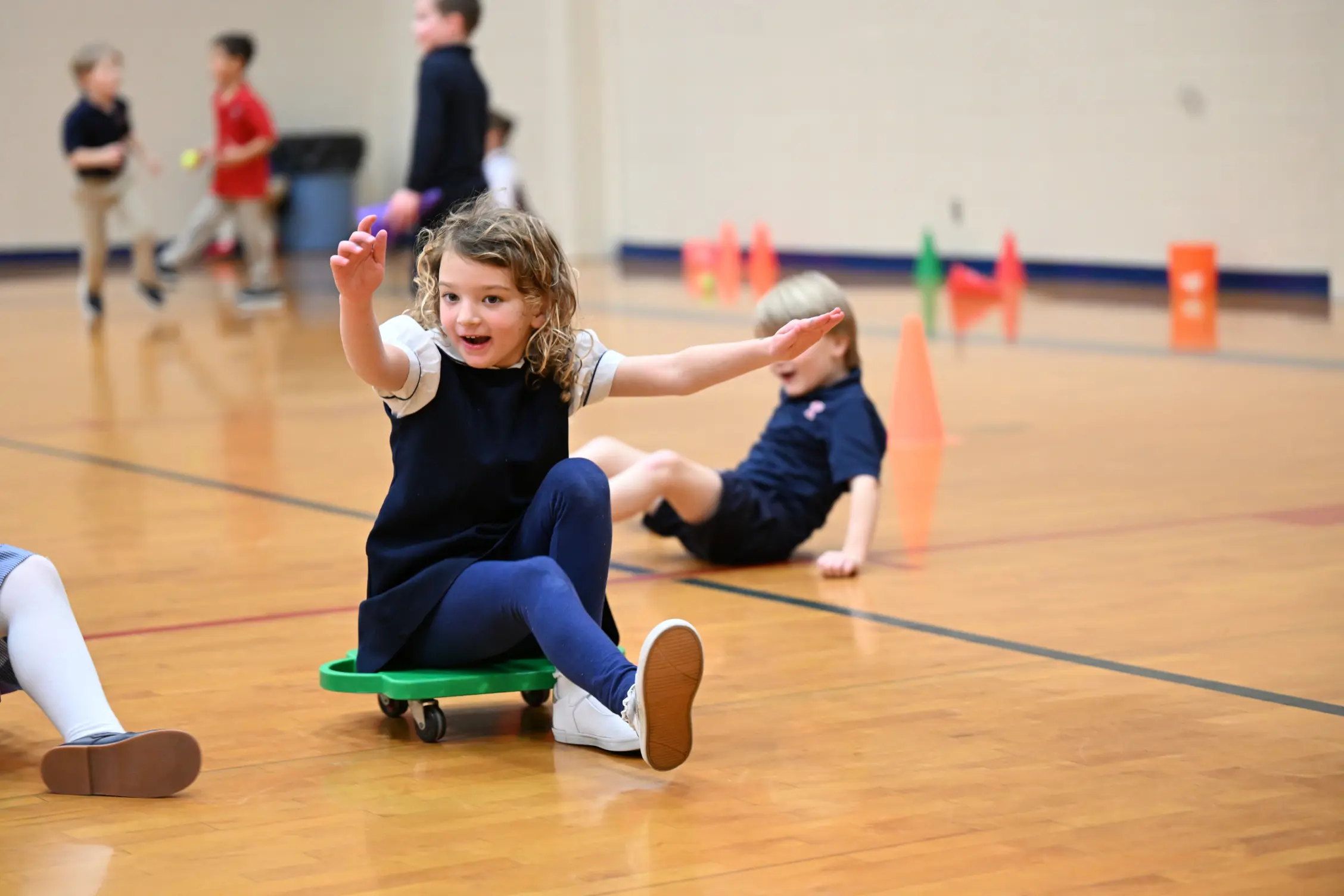 Kindergartener in PE