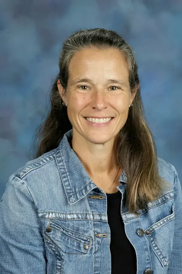 Portrait Jamie Sheltonon page image